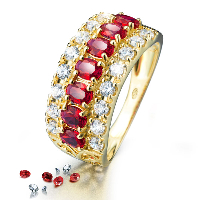 Anel “SEMAINE DES RUBIS”: 7 Rubis de talhe oval e engaste em garras